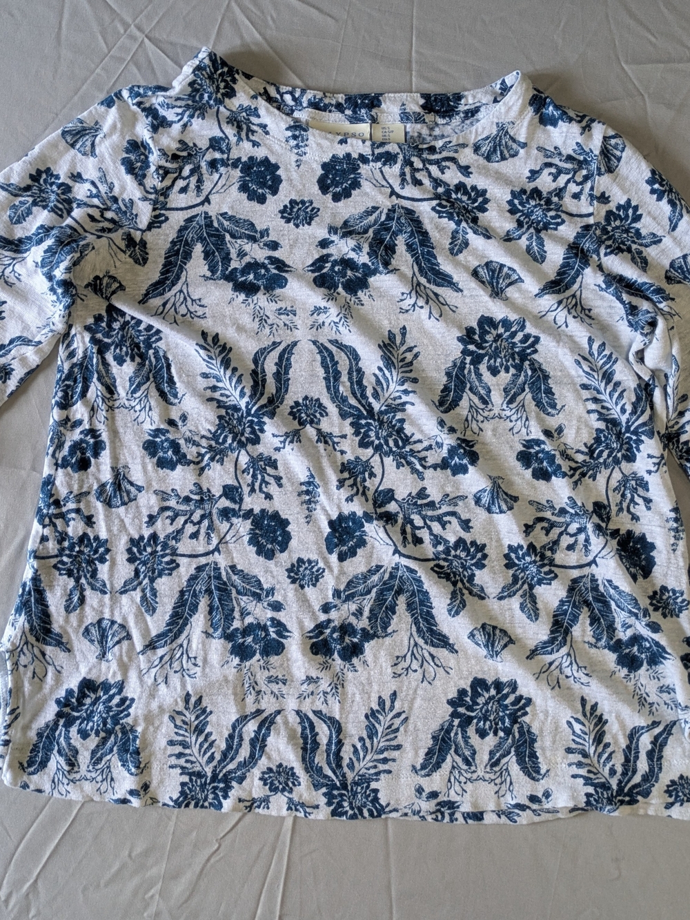 Calypso St. Barth White Long-Sleeve Tee with Navy Botanical Print 100% Linen